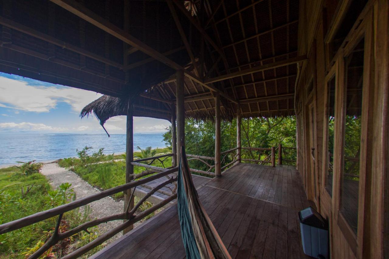 Hidden Bay Resort Mentawais Masokut Exterior photo